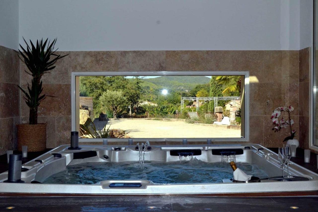 L Instant Magique Bed & Breakfast *